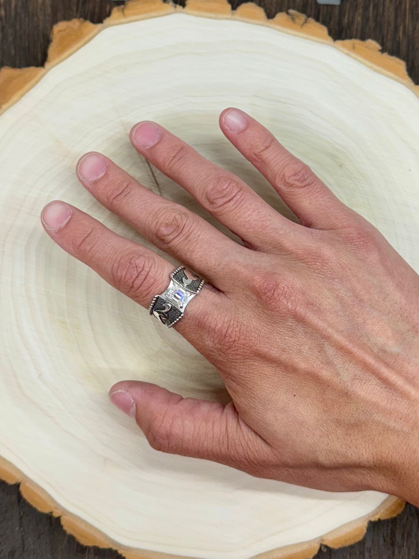 Western Moissanite Tooled Engagment Ring Size 8.5