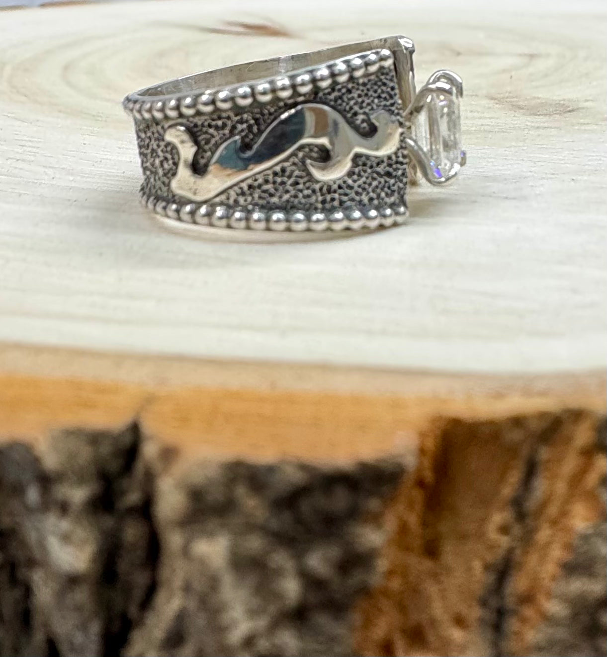 Western Moissanite Tooled Engagment Ring Size 8.5