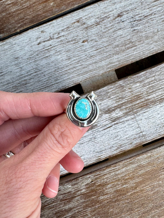 Sleeping Beauty Turquoise Horseshoe Ring Size 8