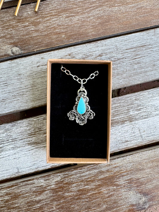 Wild Rose Sonoran Turquoise Pendant Necklace 16"